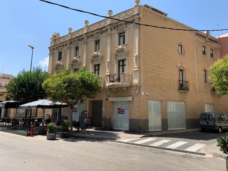 Avinguda de la Ràpita, Amposta, Tarragona en alquiler - Foto del edificio - Imagen 2 de 4