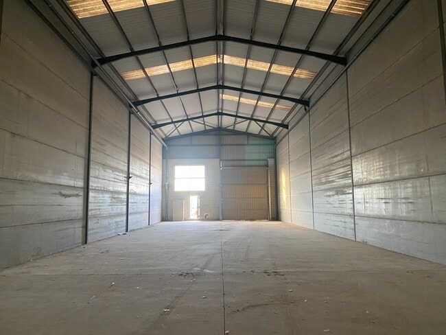 Más detalles de Nave en alquiler