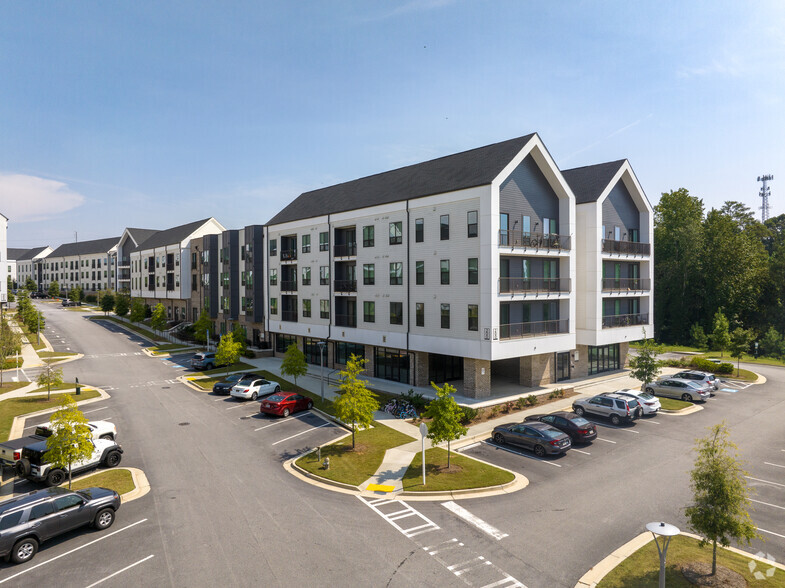 4255 Suwanee Dam Rd, Suwanee, GA en alquiler - Foto del edificio - Imagen 3 de 38