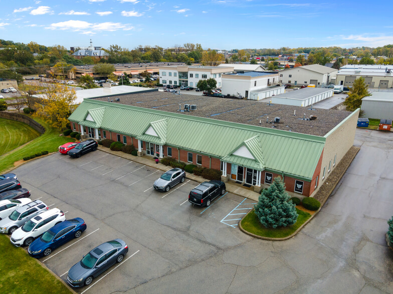 319 Gradle Dr, Carmel, IN en alquiler - Foto del edificio - Imagen 1 de 4