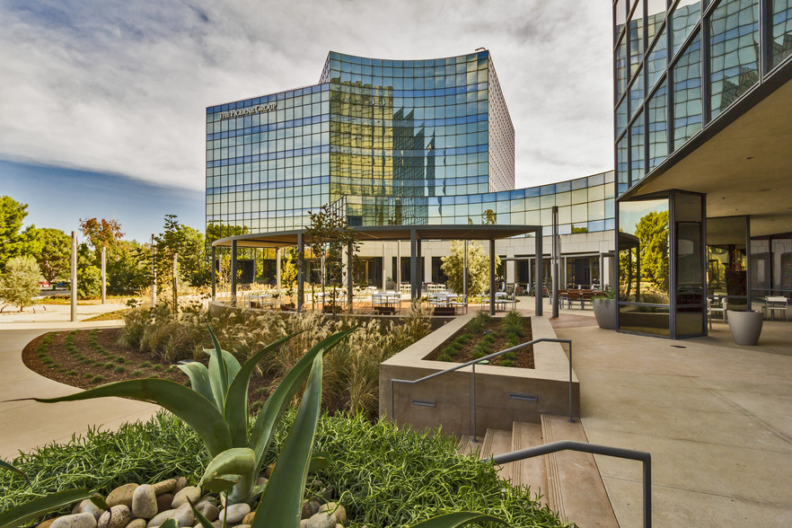 5000 Birch St, Newport Beach, CA en alquiler - Foto del edificio - Imagen 3 de 4