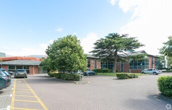 715 Waterside Dr, Almondsbury en alquiler Foto del edificio- Imagen 2 de 2