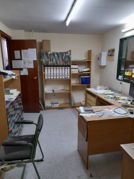 Local en Cáceres en alquiler - Foto del edificio - Imagen 3 de 7