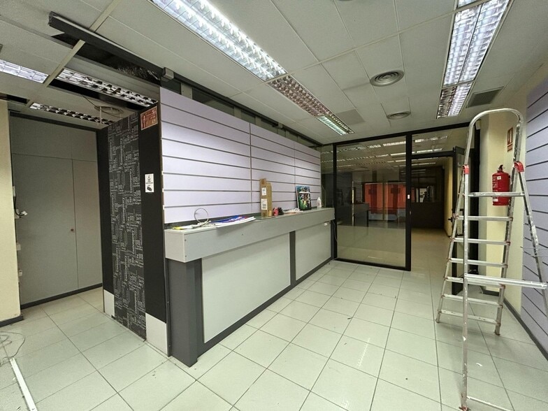 Local en Llíria, Valencia en alquiler - Foto del edificio - Imagen 2 de 24