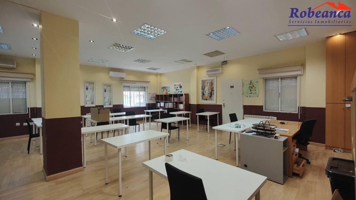 Arévalo, AVI 05200 -  -  - Foto del interior - Image 2 of 5