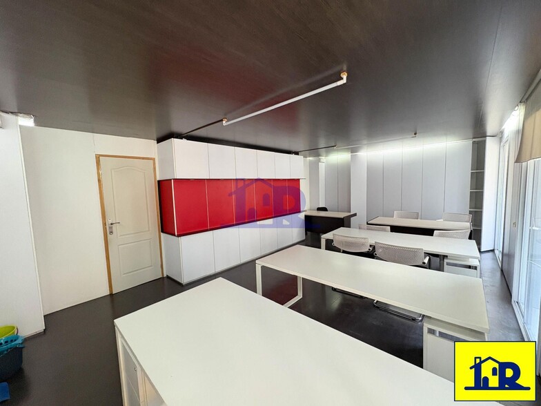 Oficina en Cuenca, Cuenca en alquiler - Foto del interior - Imagen 2 de 8