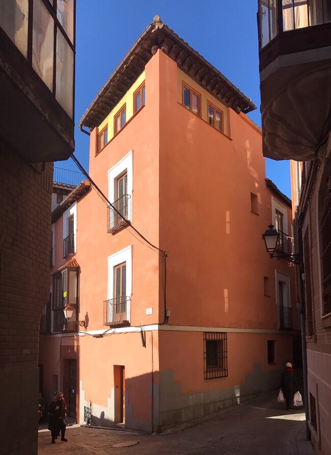 Más detalles de Edificio residencial​ en venta