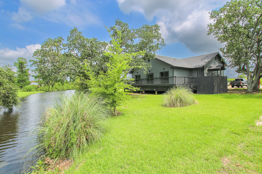 825 W Prien Lake Rd, Lake Charles, LA en venta - Foto del edificio - Imagen 1 de 21