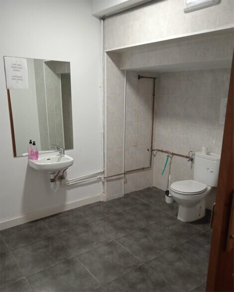 Local en Cáceres, Cáceres en alquiler - Foto del edificio - Imagen 2 de 7