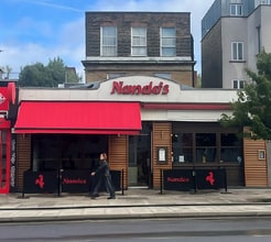 57-58 Chalk Farm Rd, London en alquiler Foto del edificio- Imagen 2 de 4