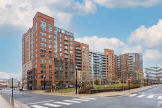 Más detalles de 3400 S Clark St, Arlington, VA - Local en alquiler