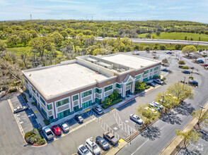 50 Iron Point Cir, Folsom, CA - vista aérea  vista de mapa - Image1