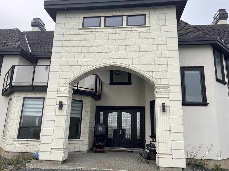 34050 Hallert Rd, Abbotsford, BC en venta - Foto del edificio - Imagen 3 de 31