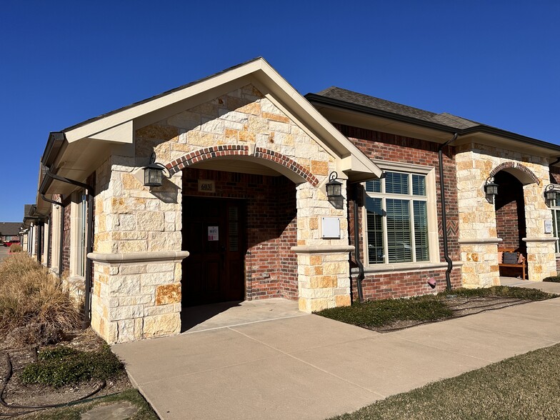 8951 Collin McKinney Pky, McKinney, TX en alquiler - Foto principal - Imagen 1 de 21