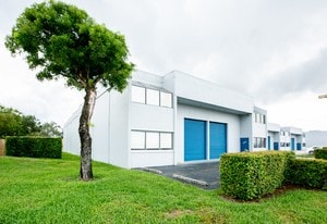 Tamiami Tech Center - Inmueble