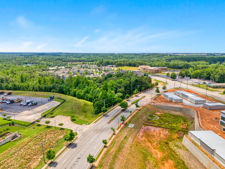 Mauldin Road, Greenville, SC en venta - Foto del edificio - Imagen 2 de 2