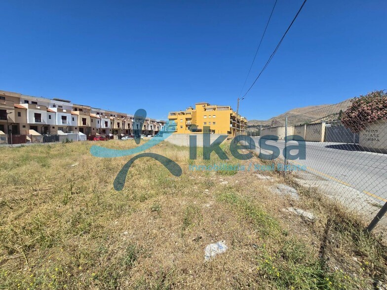 Terreno en Atarfe, Granada en venta - Foto del edificio - Imagen 3 de 9