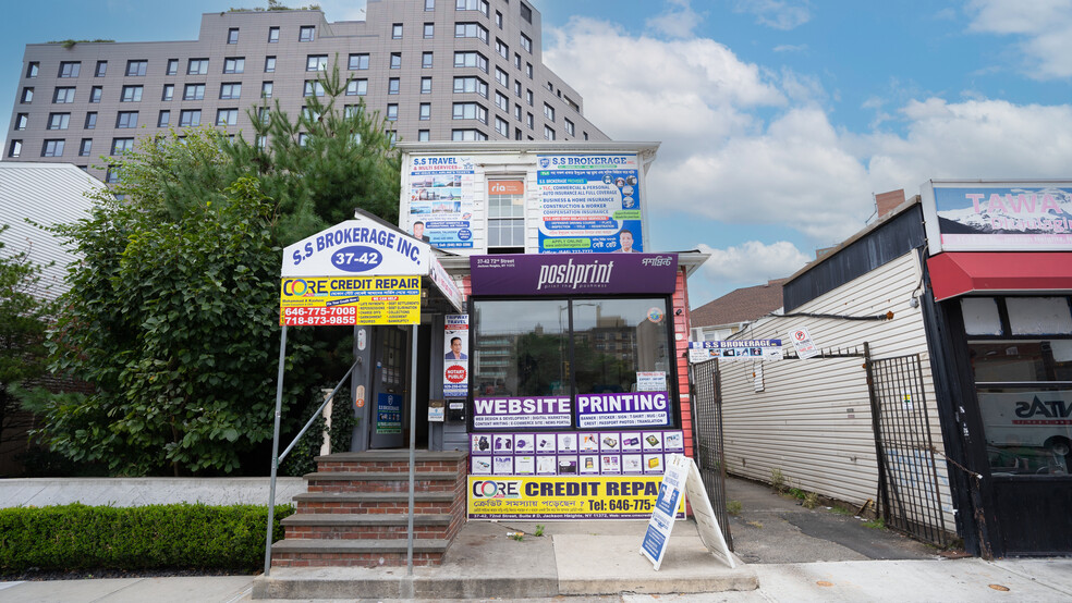 3742 72nd St, Flushing, NY en venta - Foto del edificio - Imagen 1 de 4