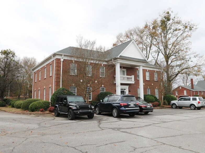 8 Pelham Rd, Greenville, SC en alquiler - Foto del edificio - Imagen 1 de 17