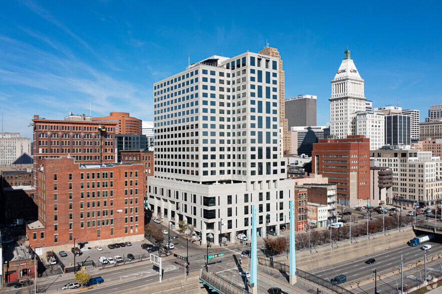 312 Elm St, Cincinnati, OH en alquiler - Foto del edificio - Imagen 1 de 8