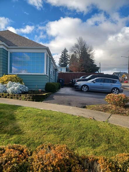 5202 Tacoma Mall Blvd, Tacoma, WA en alquiler - Foto del edificio - Imagen 3 de 20