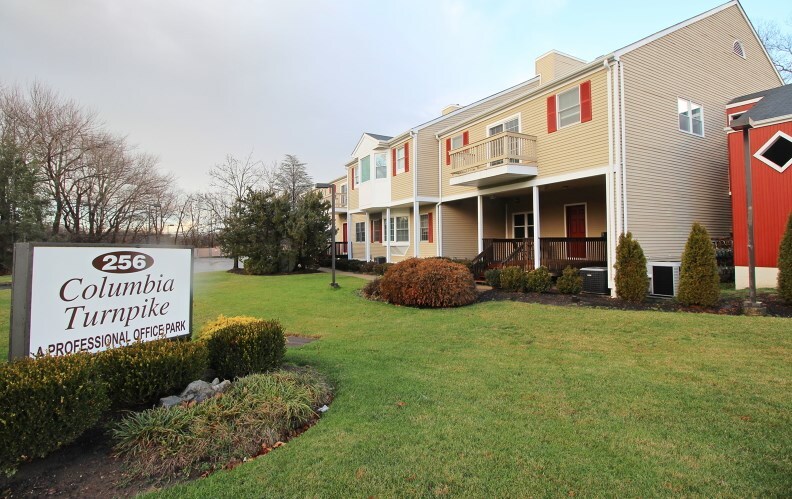 256 Columbia Tpke, Florham Park, NJ en venta - Foto del edificio - Imagen 1 de 5