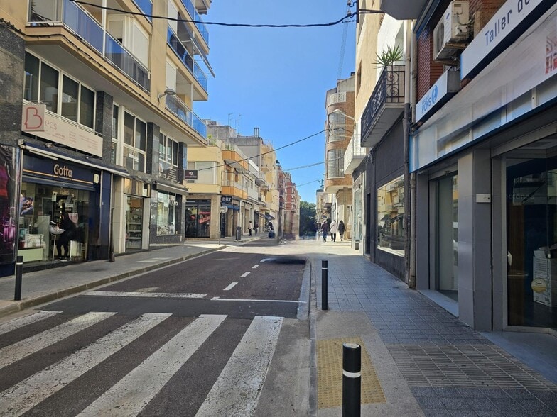 Local en Sant Carles de la Ràpita, Tarragona en alquiler - Foto del edificio - Imagen 3 de 6
