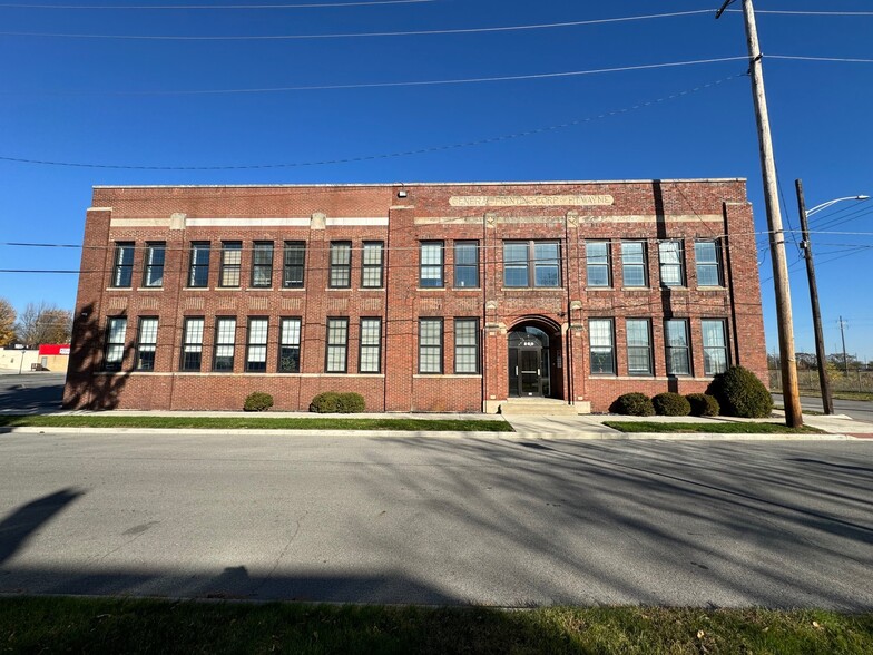 200 Sixth St, Fort Wayne, IN en venta - Foto del edificio - Imagen 2 de 12