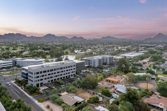 2801 E Camelback Rd, Phoenix, AZ - vista aérea  vista de mapa