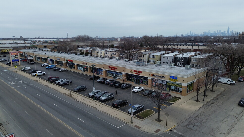 1601-1647 S Cicero Ave, Cicero, IL en alquiler - Foto del edificio - Imagen 3 de 4