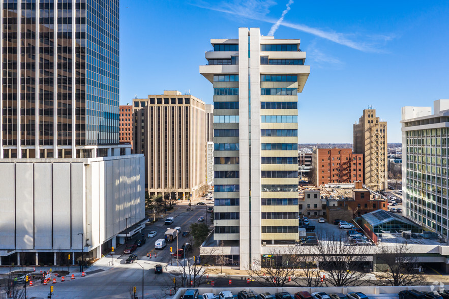 601 S Boulder Ave, Tulsa, OK en alquiler - Foto del edificio - Imagen 2 de 5