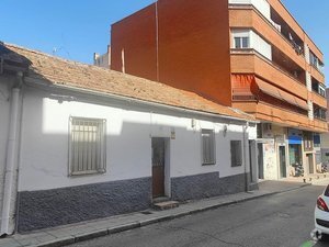 Calle Valladolid, 19, Alcobendas, Madrid en venta - Foto del edificio - Imagen 2 de 8