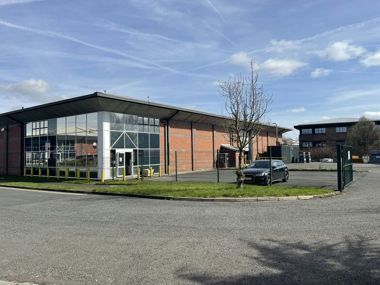 18 Barrs Fold Rd, Bolton en alquiler - Foto del edificio - Imagen 1 de 4