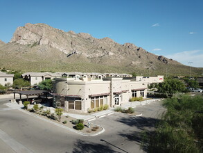 9660 N Oracle Rd, Oro Valley, AZ en alquiler Foto del edificio- Imagen 2 de 11