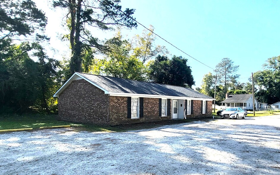 209 N Hill St, Timmonsville, SC en venta - Foto del edificio - Imagen 2 de 9