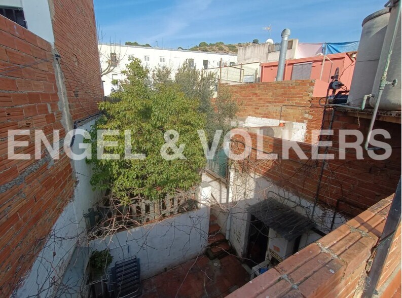 Edificio residencial en Badalona, Barcelona en venta - Foto del edificio - Imagen 2 de 4