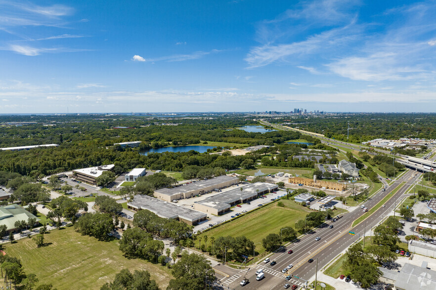 3902 Corporex Park Dr, Tampa, FL en alquiler - Vista aérea - Imagen 2 de 16