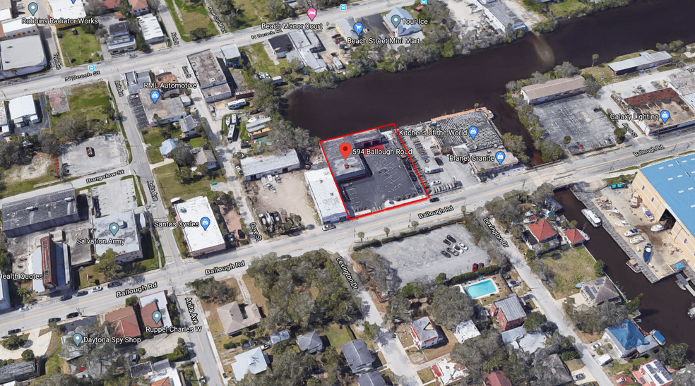 594 Ballough Rd, Daytona Beach, FL en venta - Foto del edificio - Imagen 3 de 77