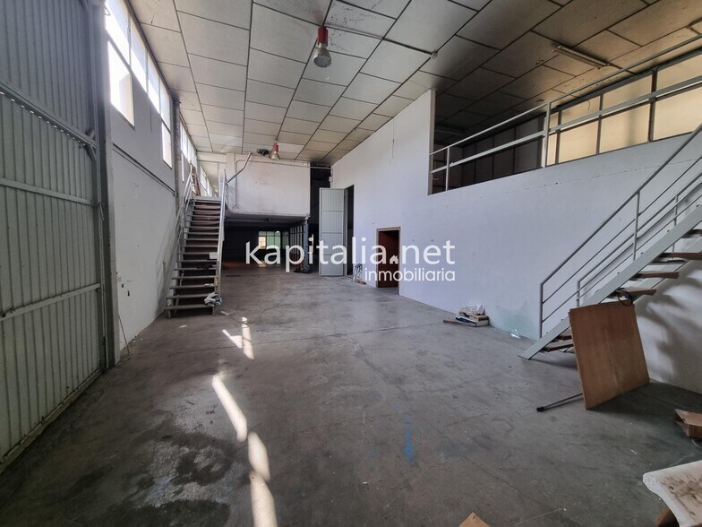 Nave en Valencia del Mombuey, Badajoz en venta - Foto del edificio - Imagen 3 de 7