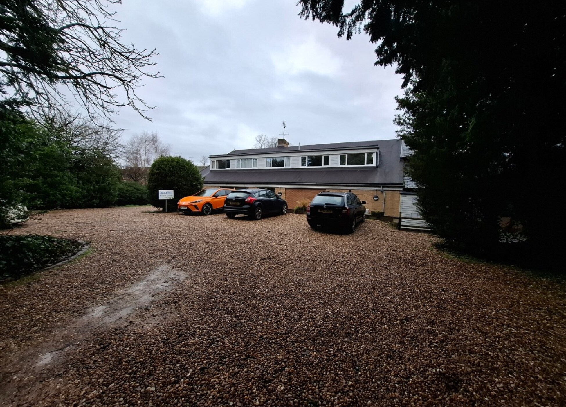 26 Church Ln, Toddington en venta Foto principal- Imagen 1 de 6