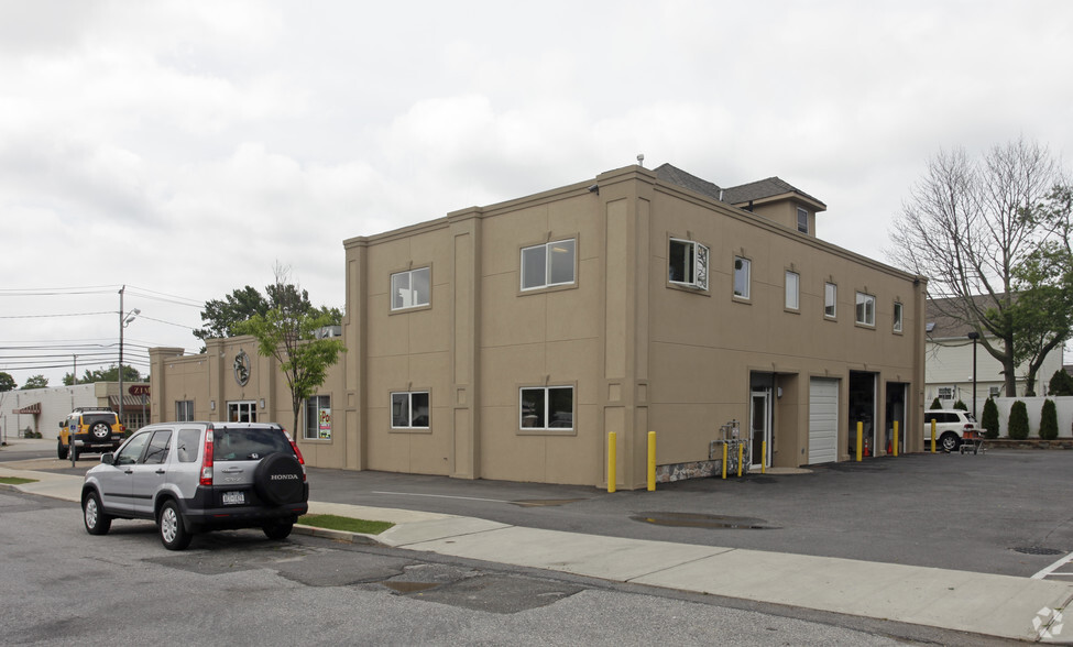 620 W Montauk Hwy, Lindenhurst, NY en venta - Foto del edificio - Imagen 3 de 16