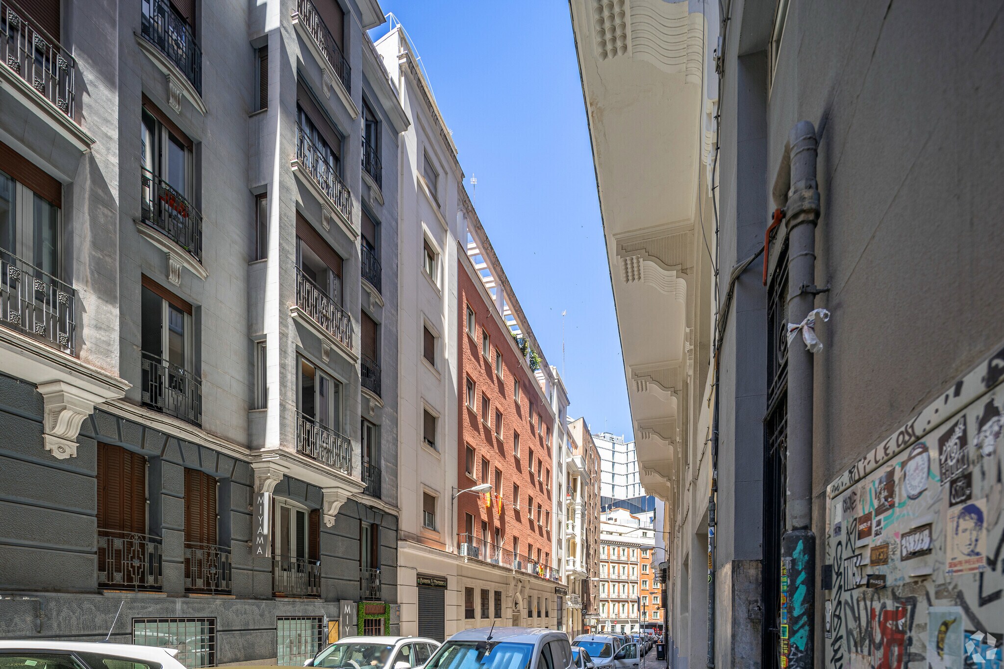 Calle de la Flor Baja, 7, Madrid, Madrid en venta Foto principal- Imagen 1 de 1