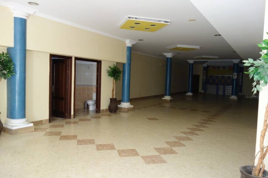 Local en Marchena, Sevilla en venta - Foto del edificio - Imagen 2 de 18