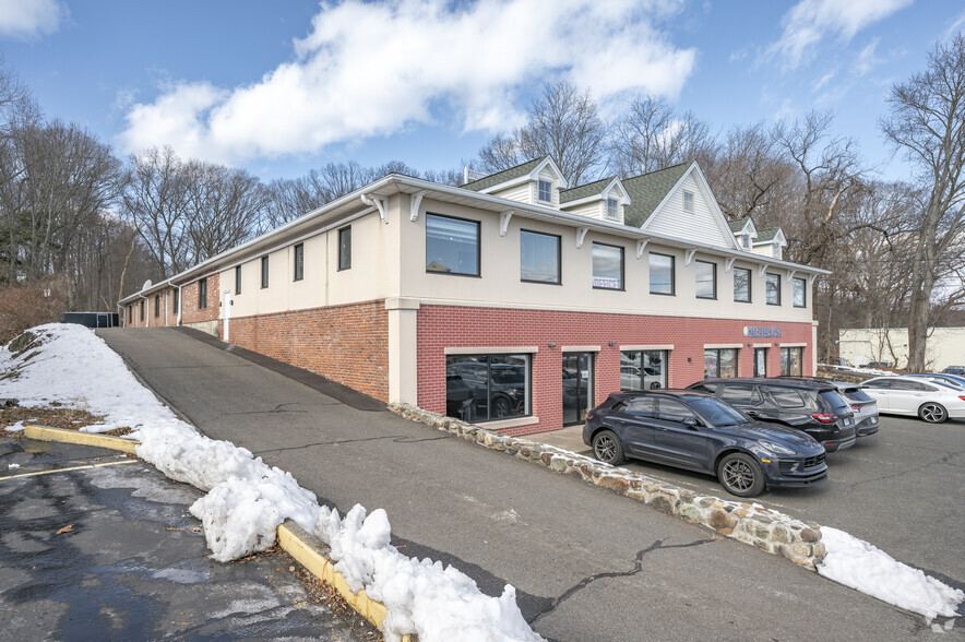 477 Boston Post Rd, Orange, CT en venta - Foto del edificio - Imagen 2 de 13