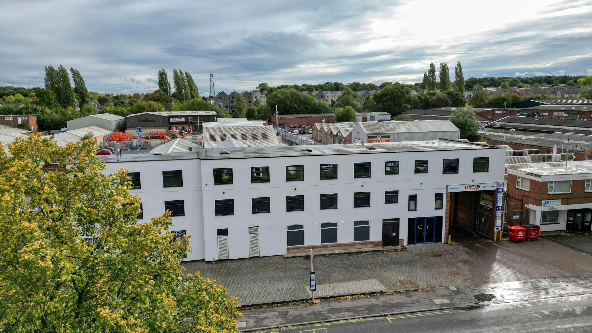 207-209 Torrington Ave, Coventry en alquiler Foto del edificio- Imagen 1 de 6