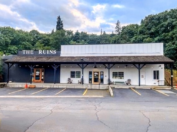 13 Railroad St, Hood River, OR en alquiler - Foto del edificio - Imagen 1 de 30