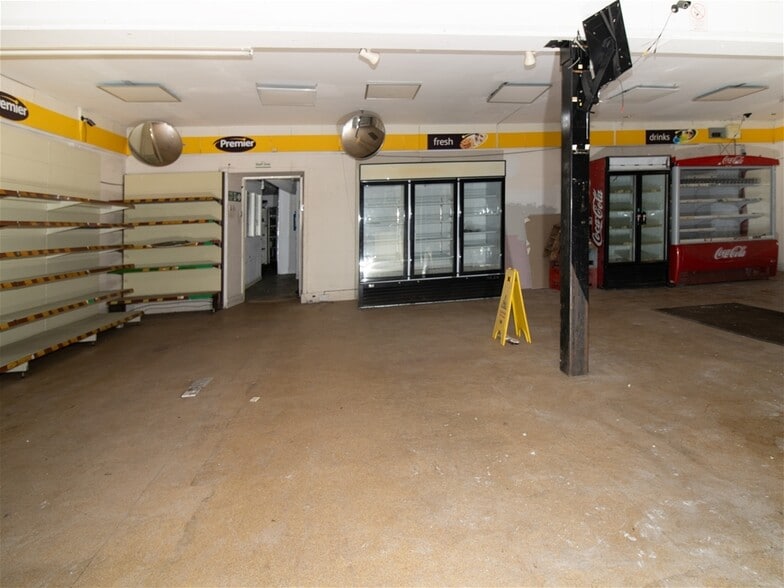 Somerdale Shop and Flat, Muir Of Ord en venta - Foto del edificio - Imagen 2 de 19