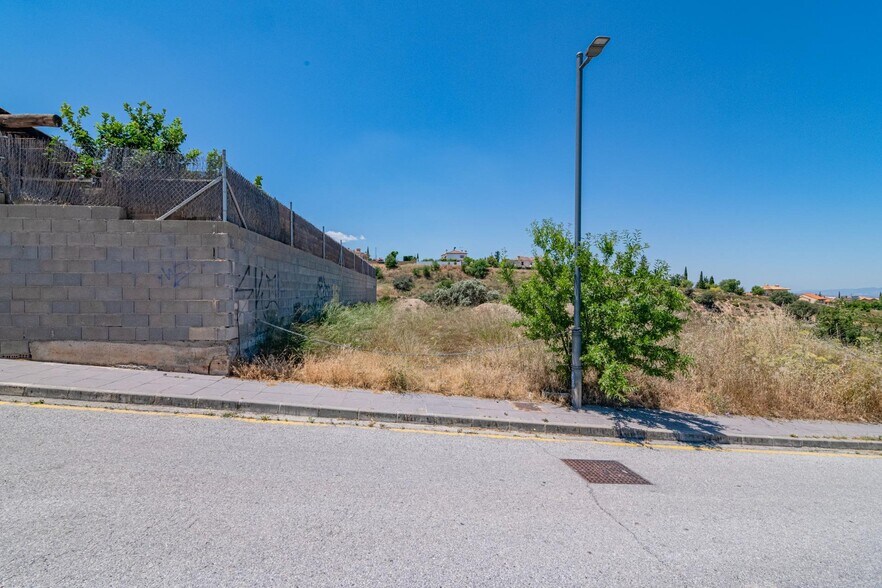 Terreno en La Zubia, Granada en venta - Foto del edificio - Imagen 2 de 34