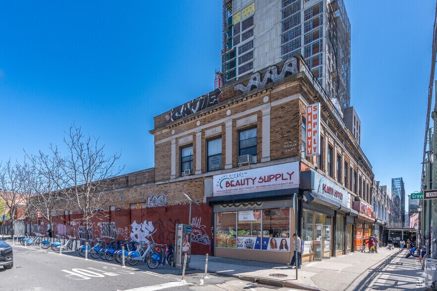 1317-1323 Broadway, Brooklyn, NY en alquiler - Foto del edificio - Imagen 1 de 4