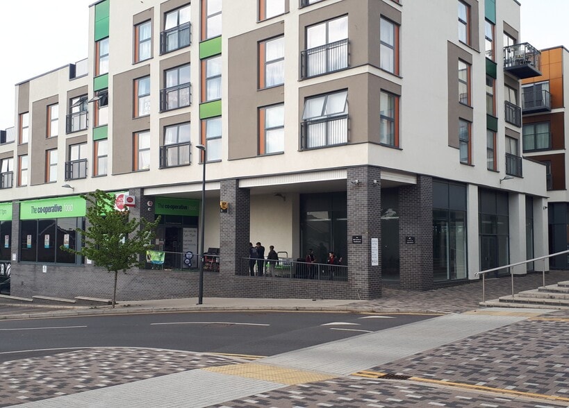 Long Down Ave, Bristol en alquiler - Foto del edificio - Imagen 2 de 2